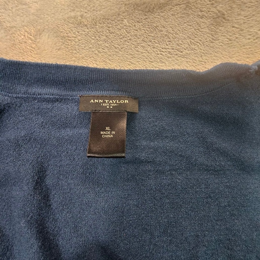 Ann Taylor Womens XL Teal Blue Short Sleeve Button Front V-Neck Cardigan Sweater